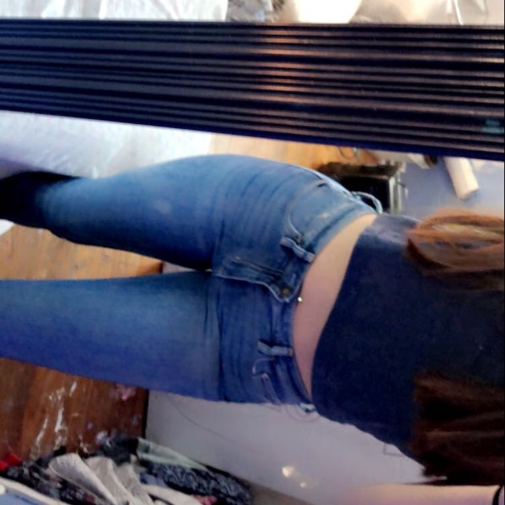 high waited hollister skinny jeans